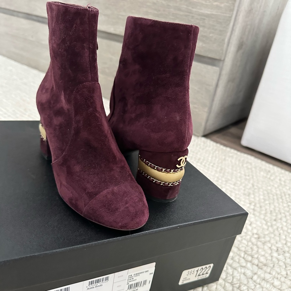 Chanel ankle boots size 38